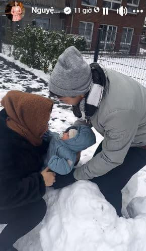 Nguyet Hang phan ung the nao khi chau gan 2 thang tuoi nghich tuyet lanh?-Hinh-3