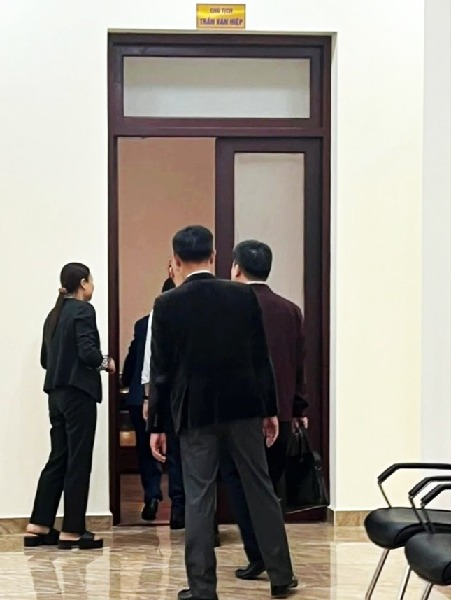 Gia dinh Chu tich Lam Dong nop 4,2 ty khac phuc hau qua-Hinh-2