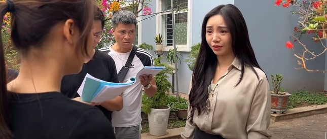 Canh Manh Truong danh B Tran bi cat bo tren phim gio vang-Hinh-3