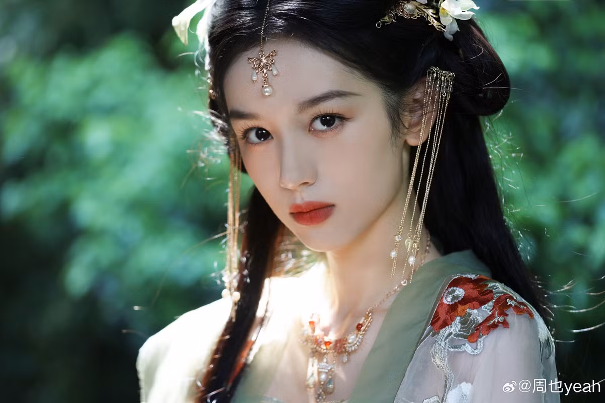 The luc dung sau nhung thai tu, cong chua o showbiz Hoa ngu-Hinh-11