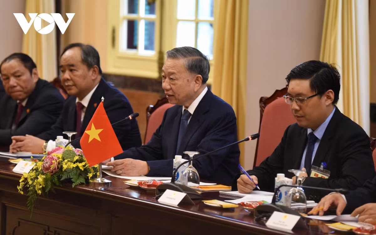 Chủ tịch nước Tô Lâm chào mừng Tổng thống Timor Leste thăm cấp Nhà nước Việt Nam và tin tưởng chuyến thăm sẽ giúp tạo xung lực cho quan hệ hai nước trong thời gian tới.