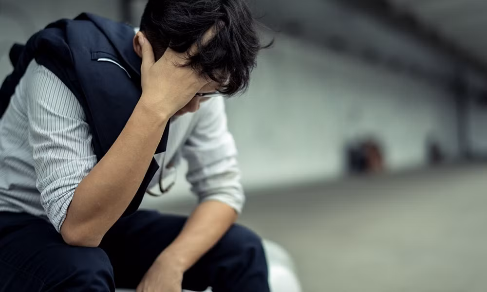 Tại sao sắp cưới người khác, cô ấy còn hẹn hò với tôi? Tai sao sap cuoi nguoi khac, co ay con hen ho voi toi?