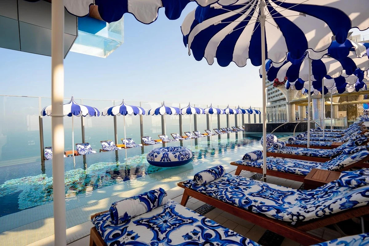  Phần trình diễn vào đêm giao thừa của nữ ca sĩ nổi tiếng Beyoncé đã đưa resort này lên tầm cao mới. 