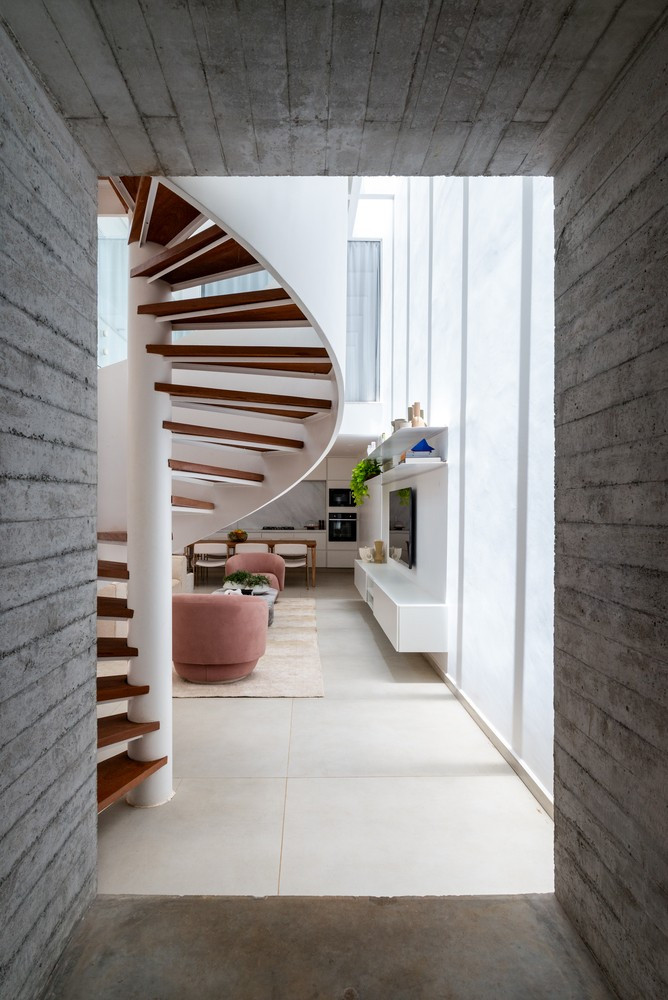 Gỗ được sử dụng để tăng thêm sự ấm áp, nhằm tạo ra sự tương phản thú vị và hấp dẫn cho không gian.