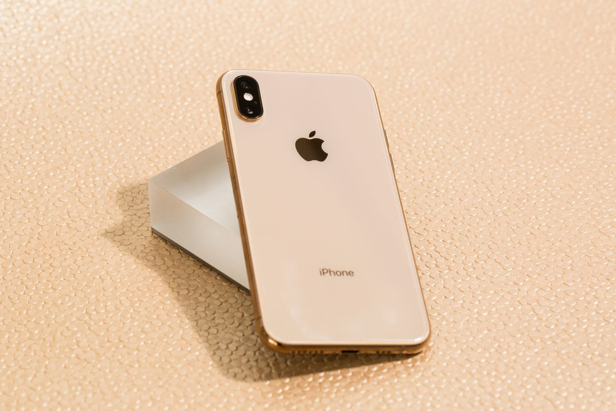 Sự tương đồng thú vị giữa iPhone 16 và iPhone X - Hình 2 Su tuong dong thu vi giua iPhone 16 va iPhone X-Hinh-2