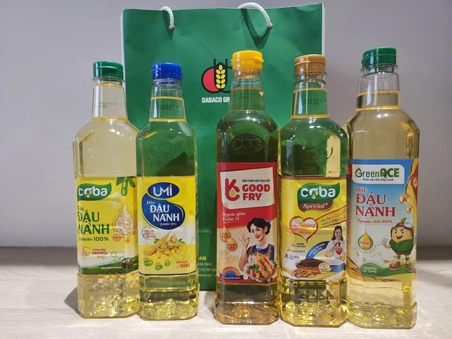 Nhieu co dong bat ngo khi duoc tang qua doc, la-Hinh-2