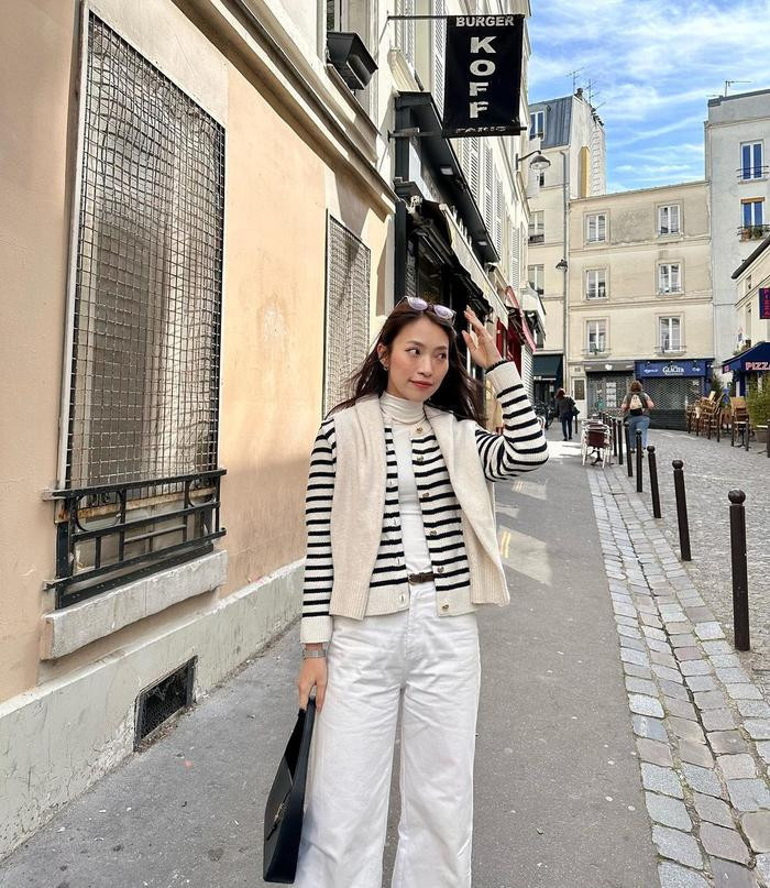 Nổi lên như một hiện tượng sau chiếc clip "bắn" ngoại ngữ như thánh vào năm 2016, cũng từ đó mà cô nàng đã được mọi người gọi vui là "hot girl 7 thứ tiếng" của Việt Nam. Đây cũng chính là bước đệm để Khánh Vy không ngừng cố gắng và nỗ lực để thành công như hiện tại.