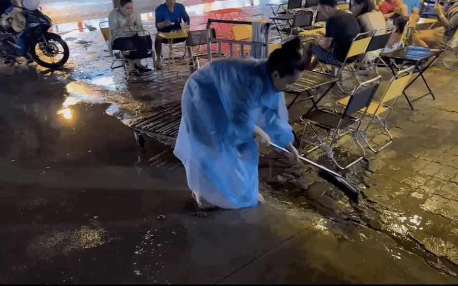 Le Duong Bao Lam gay tranh cai vi mai quay clip “dim hang” vo-Hinh-2