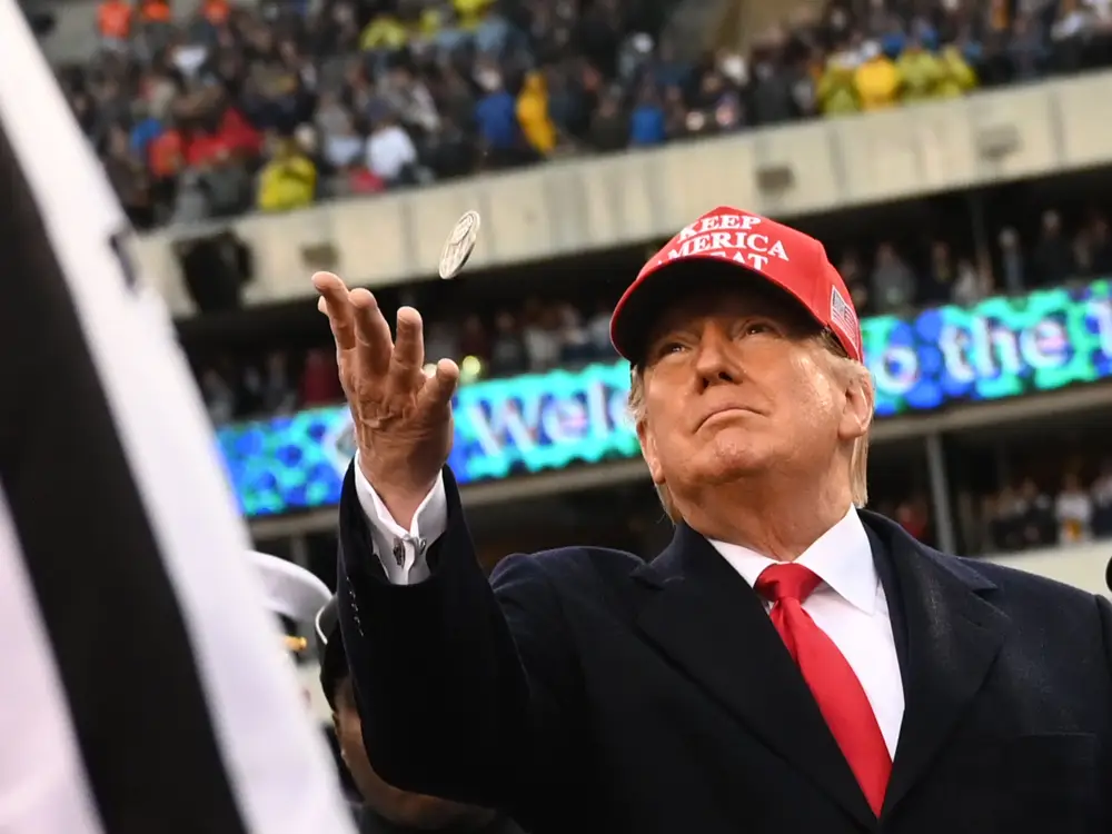 Theo trang tin Forbes, với khối tài sản trị giá 2,5 tỷ USD, ông Donald Trump là tỷ phú đầu tiên bước vào Nhà Trắng.