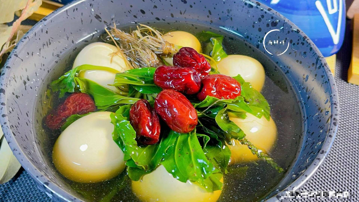 Loai rau dai moc khap noi hoa ra la thuoc quy, loi tieu, loi mat-Hinh-5