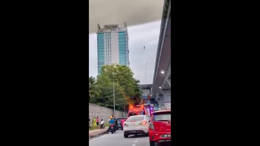 Video: Dai bang “hoa da” giua bau troi, bat ngo su that phia sau