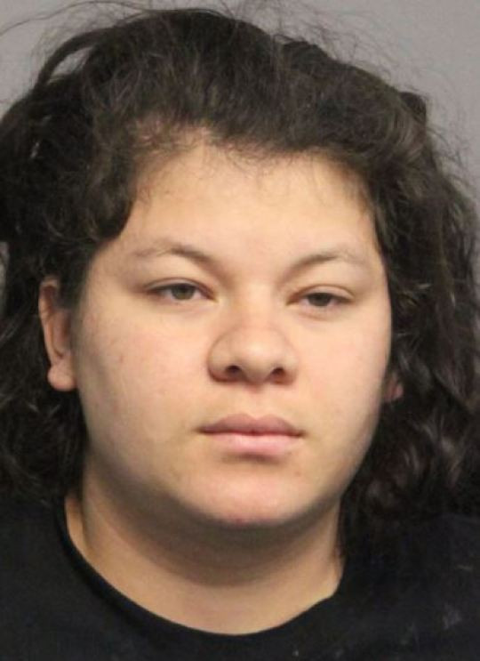 Nhân tình của mẹ đánh đập con trai 1 tuổi đến chết - Hình 3 Nhan tinh cua me danh dap con trai 1 tuoi den chet-Hinh-3