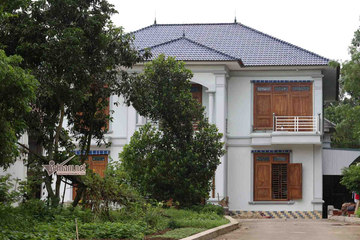 Day biet thu moc tren dat rung o Vinh Phuc: Chu nhan la ai?-Hinh-2