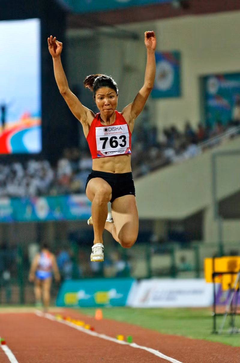 Cu nhay cua Thu Thao dua lich su dien kinh Viet Nam sang trang-Hinh-2