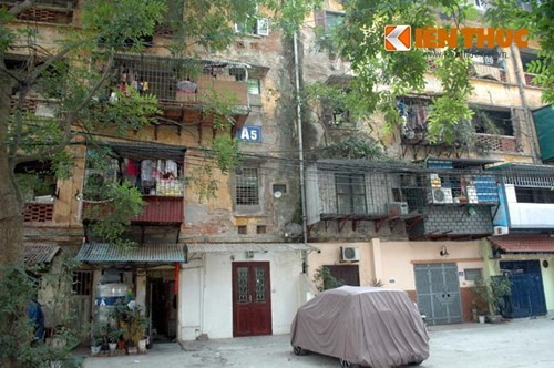 Ở Hà Nội, có khá nhiều khu gia binh (hay còn gọi là khu tập thể quân đội) nhưng lớn nhất vẫn là Khu tập thể Nam Đồng, thuộc quận Đống Đa.