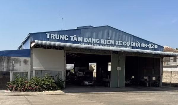 Thong tin moi vu nhan hoi lo o trung tam dang kiem