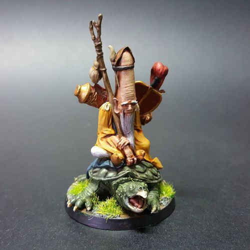 Đây là vị thần biểu tượng cho hạnh phúc, phú quý và trường thọ.