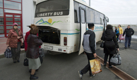 Hàng nghìn người dân Ukraine đã chạy sang Nga tị nạn.