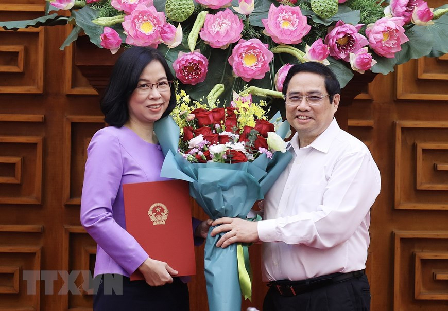 Theo Quyết định số 1469/QĐ-TTg, Thủ tướng quyết định bổ nhiệm có thời hạn bà Vũ Việt Trang, Phó Tổng Giám đốc Thông tấn xã Việt Nam giữ chức Tổng Giám đốc Thông tấn xã Việt Nam. Quyết định có hiệu lực từ ngày 10/9/2021.