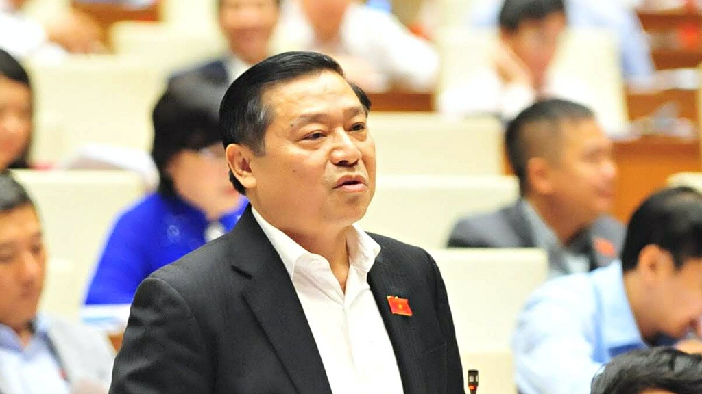 Sau đó, ông được điều động, phân công công tác tại Trung ương Hội Nông dân Việt Nam. Tại đây, ông từng giữ các chức vụ Phó Chủ tịch Thường trực rồi Chủ tịch Hội Trung ương Hội Nông dân Việt Nam.