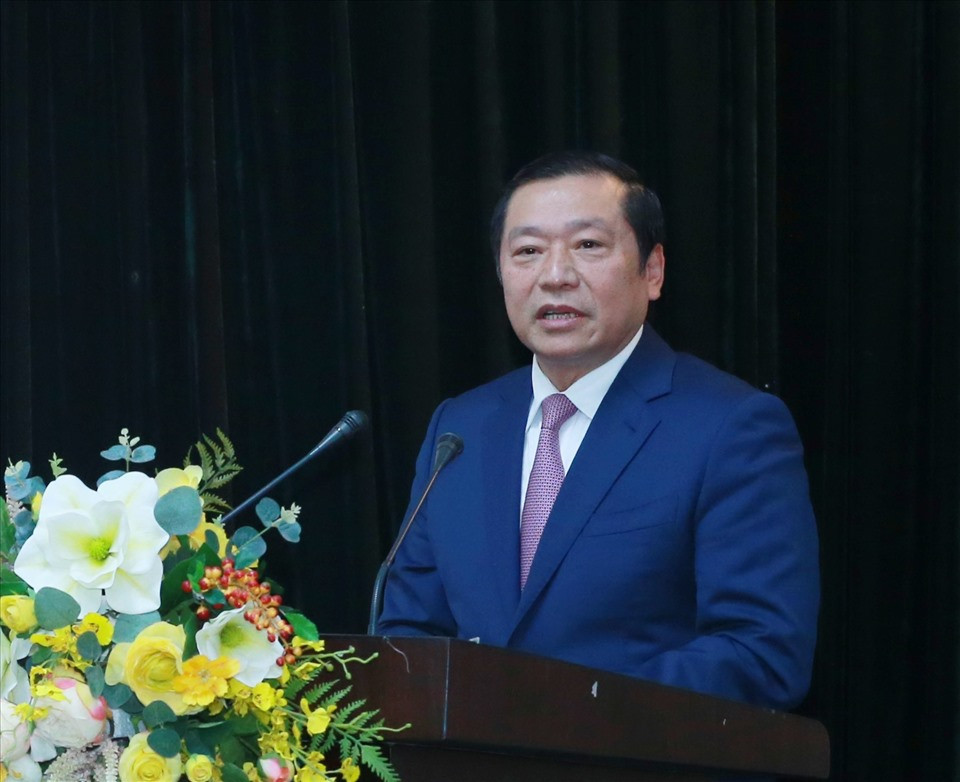 Tháng 12/2017, ông được điều động, phân công giữ chức Bí thư Tỉnh ủy Cao Bằng. Đến ngày 14/9/2021, ông nhận quyết điều động, phân công giữ chức Phó Trưởng ban Tuyên giáo Trung ương.