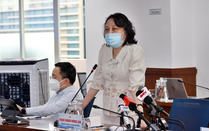 Nhan vien y te chong dich TP HCM huong phu cap tien an 120.000 dong/ngay-Hinh-2