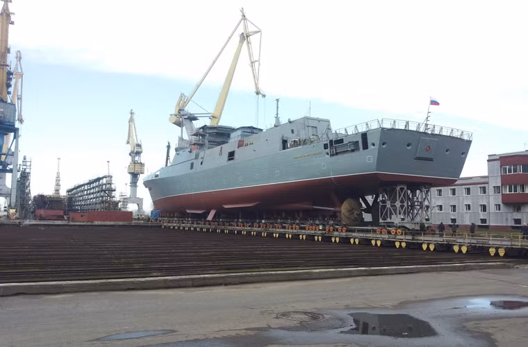 Có lẽ thời điểm hạ thủy chiếc Đô đốc Kasatonov sẽ diễn ra trong tháng tới.