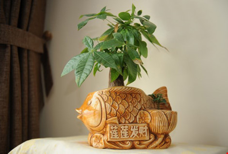 Từng chi tiết nhỏ cũng được mọi người chăm chút, bày biện sao cho thật đẹp mắt.