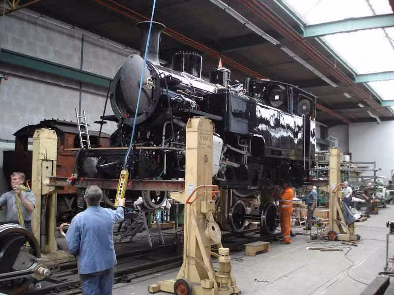 Việc phục chế sắp hoàn tất.