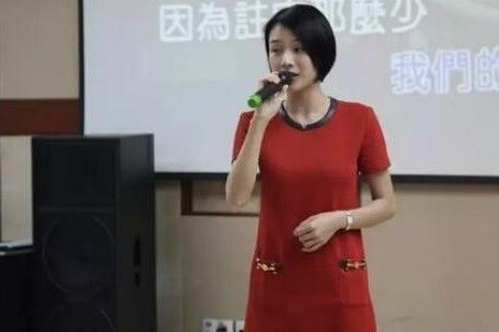 9X thích ca hát, nhảy múa trong thời gian rảnh rỗi. Cô từng giành giải nhì trong một cuộc thi hát.