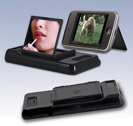 Gương trang điểm đính kèm điện thoại. Nó không chỉ tiện ích để soi gương trang điểm mà còn được thiết kế như một chân để giữ thăng bằng cho điện thoại mỗi khi xem video.