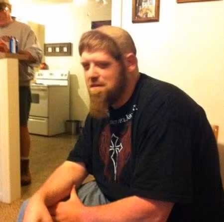 Mặt nạ bằng râu cực độc.