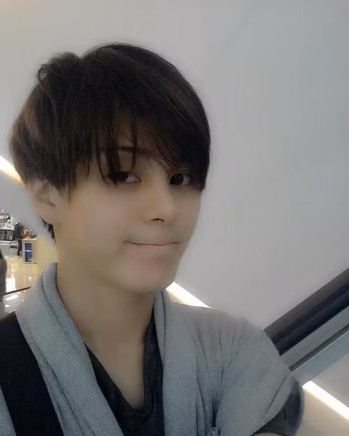 Khi còn là nam giới, Trithipnipa Thippaphada đã có đôi mắt tròn rất đẹp cùng làn da mịn màng không tì vết.