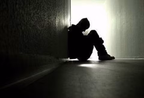 Trầm cảm cũng là một trong những biểu hiện của ung thư mà phái mạnh không hề hay biết.