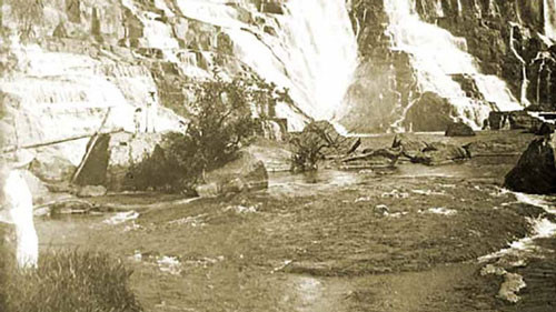 ##sc### Một góc thác Ponggour Đà Lạt xưa. 