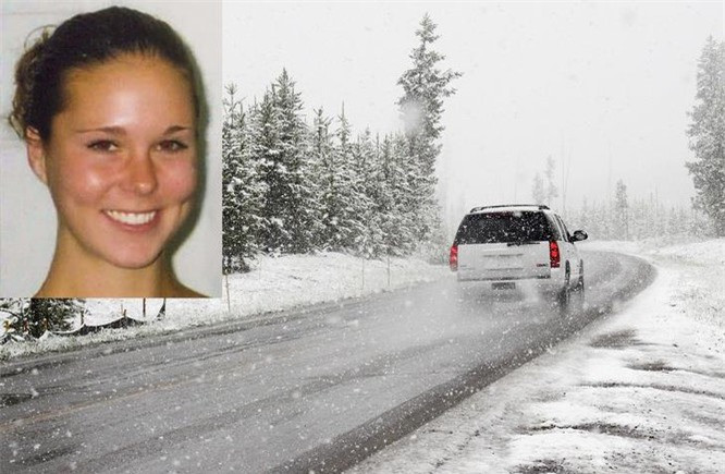 6. Có hay không chuyện biến mất không để lại dấu vết? Năm 2004, Maura Murray đã gửi email cho các giáo sư xin nghỉ 1 tuần vì chuyện gia đình. Khi lái xe qua vùng nông thôn, cô bị mất kiểm soát trước một khúc cua nên bất cẩn đâm vào một cái cây. Một chiếc xe buýt đề nghị giúp đỡ cô, nhưng cô từ chối vì cô đã gọi một chiếc xe tải kéo. Người tài xế xe buýt nghi ngờ và gọi cảnh sát. Khi cảnh sát đến, họ không thể tìm thấy cô ấy và cũng không có dấu vết gì trên tuyết. Sau đó, người ta xác nhận gia đình cô không có chuyện gì cả. Những người cuối cùng nhìn thấy cô nói rằng trước khi đi cô ta đang buồn chuyện gì đó. Sau khi mất tích, vị hôn phu Maura của cô đã nhận được một cuộc gọi từ Maura, tuy nhiên chỉ thấy tiếng thở dài và không ai nghe thấy gì từ Maura kể từ đó. 