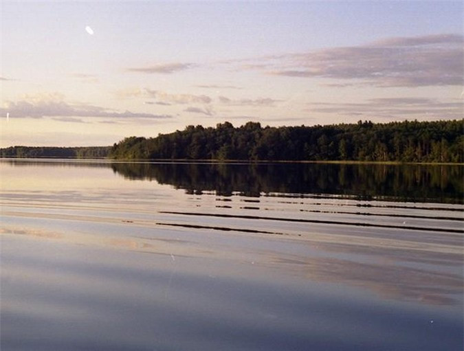 Dù lượng khí CO2 khổng lồ này đang nằm sâu dưới đáy hồ do phải chịu áp lực của nước nhưng không thể đảm bảo rằng chúng sẽ không bao giờ gây hại. 