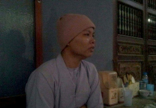 Sư cô Thích Đàm Thục.