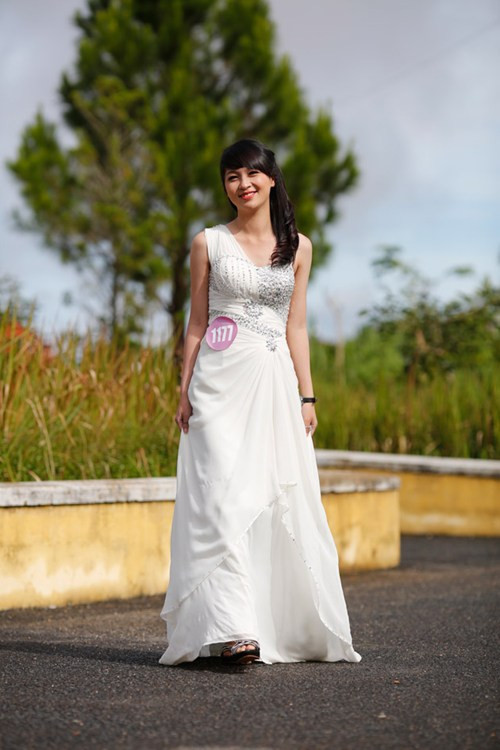 Khoe vẻ đẹp tinh khôi.