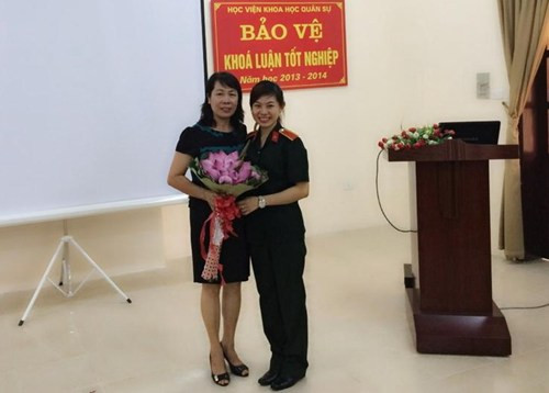 Từ nhỏ, em đã có mong ước được trở thành một cô bộ đội, để được góp sức mình bảo vệ đất nước, được gặp bố trong những chuyến hành quân" - Phượng tâm sự.