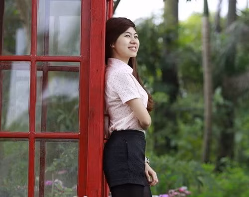 Phan Minh Phượng bắt đầu học tiếng Nga từ năm học lớp 10, khi thi đỗ vào lớp chuyên tiếng Nga Trường THPT chuyên Thái Nguyên. Tiếng Nga đi theo Phượng đến nay đã tròn 7 năm.