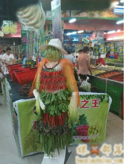 Cô nàng rau củ quả.