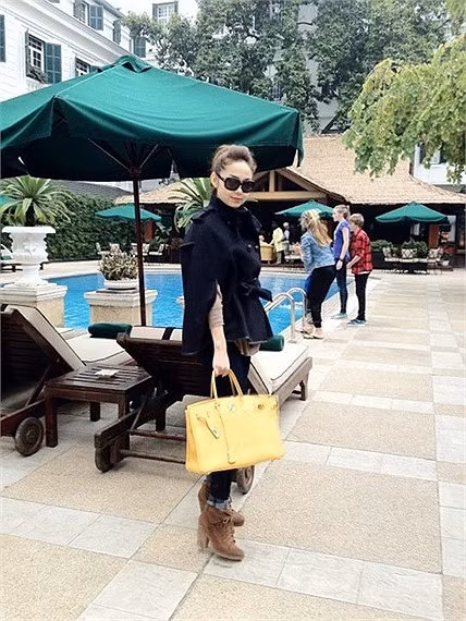 Không phô trương như các kiều nữ khác của làng giải trí Việt nhưng ít ai biết Minh Hằng là một "con nghiện" túi xách hàng hiệu.