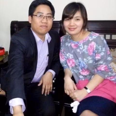 Theo cô, đó không phải là sự thể hiện hay tự hào cá nhân, mà trong thâm tâm, mình luôn mong các em có những định hướng tốt cho cuộc sống cũng như tình yêu, bởi tuổi trẻ xa gia đình rất cần những người gần gũi, quan tâm để các em đi đúng hướng.