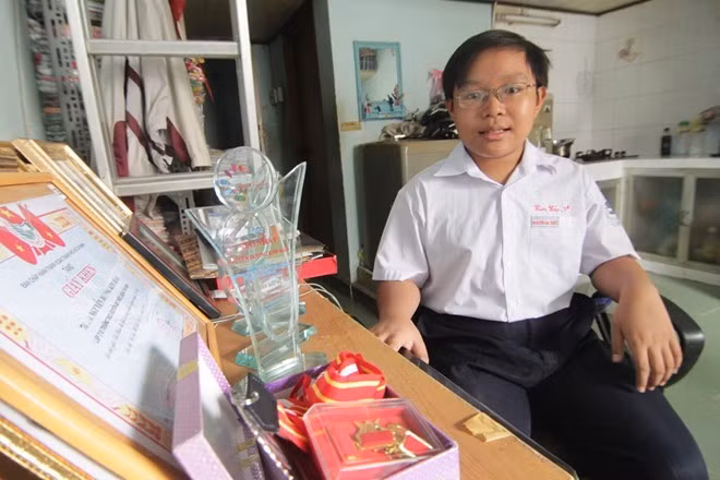 Nhung guong mat tre tieu bieu cua Viet Nam 2013-Hinh-3