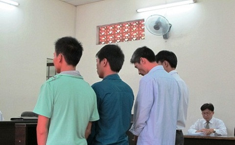 "Bị cáo chỉ muốn có không khí mùa xuân".