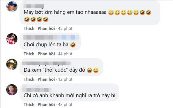 Dien vay dep de livestream, ba xa Huy Khanh lam dan mang 