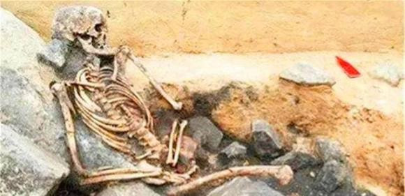 Chieu tia X xac uop thieu nu 550 nam tuoi, chuyen gia sung sot vi...-Hinh-5