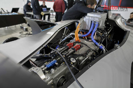 Động cơ của một chiếc xe tham gia giải FE.