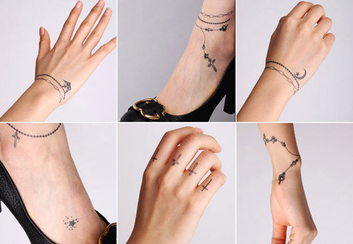 Trào lưu xăm mình tạm thời bằng hình dán do bị ảnh hưởng bởi các minh tinh tuổi teen và nữ ca sĩ của những ban nhạc rock phương Tây.